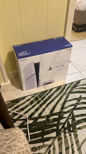 Play Station 5 Slim - main view