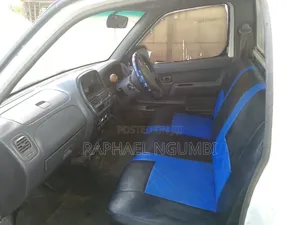 Nissan Hardbody 2001 White