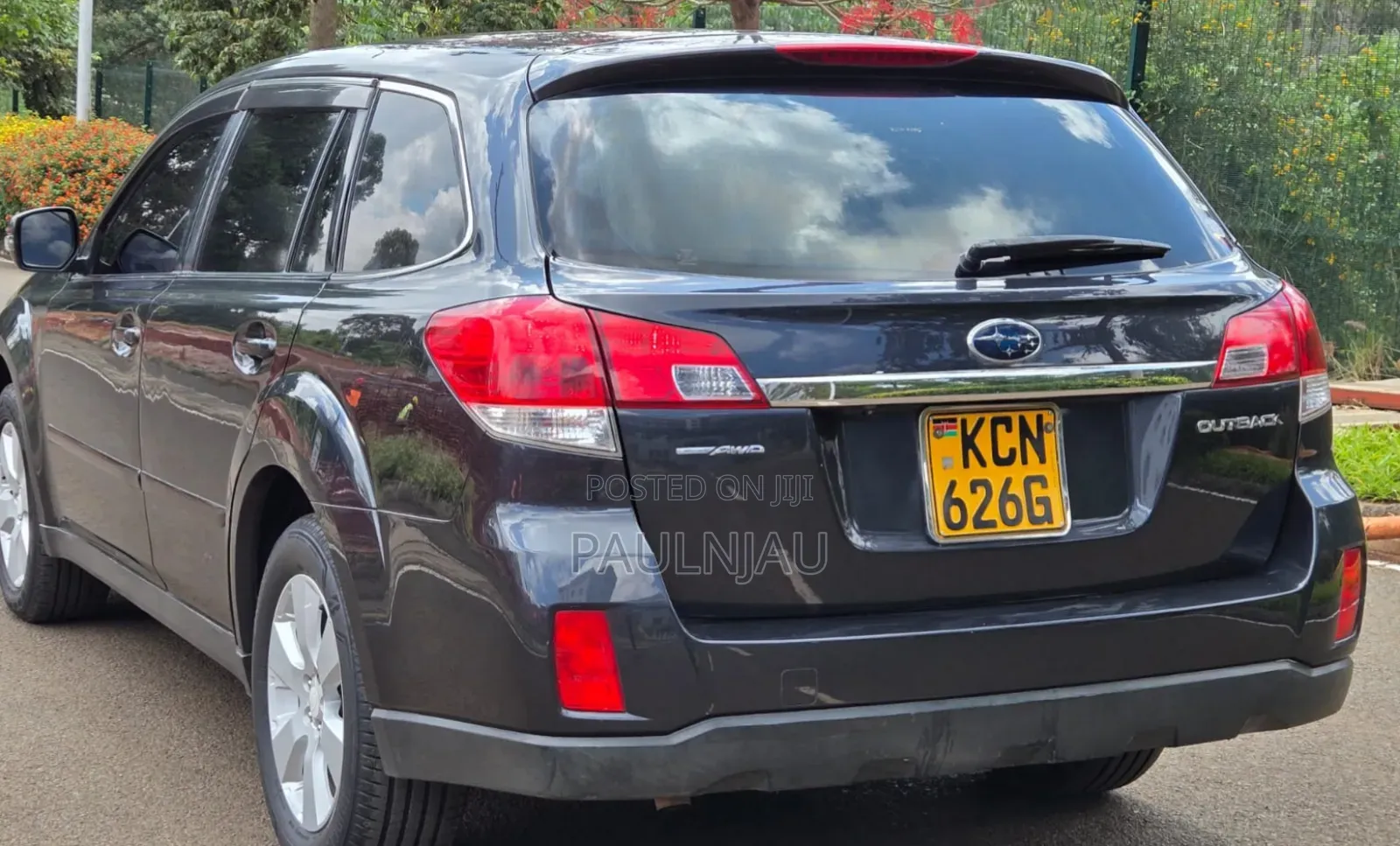 Subaru Outback 2011 Gray