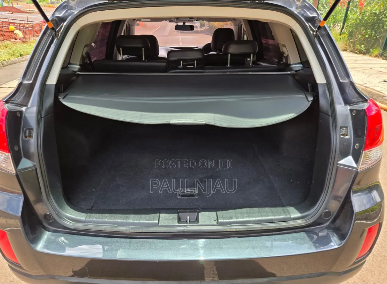 Subaru Outback 2011 Gray