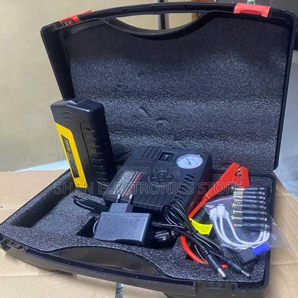 High-Performance 12v Portabletm15 Jumpstarter With Compressor - main view