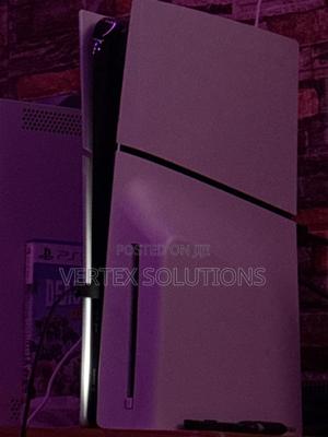 Play Station 5 Slim - thumbnail 2