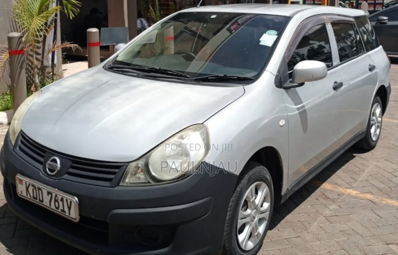 Nissan Advan 2014