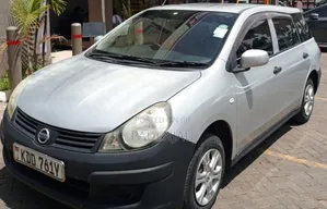 Nissan Advan 2014