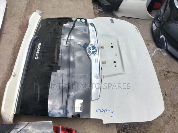 Toyota Noah 2015/2016/2018 - main view