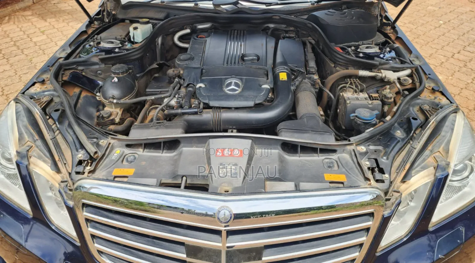 Mercedes-Benz E250 2012 Blue