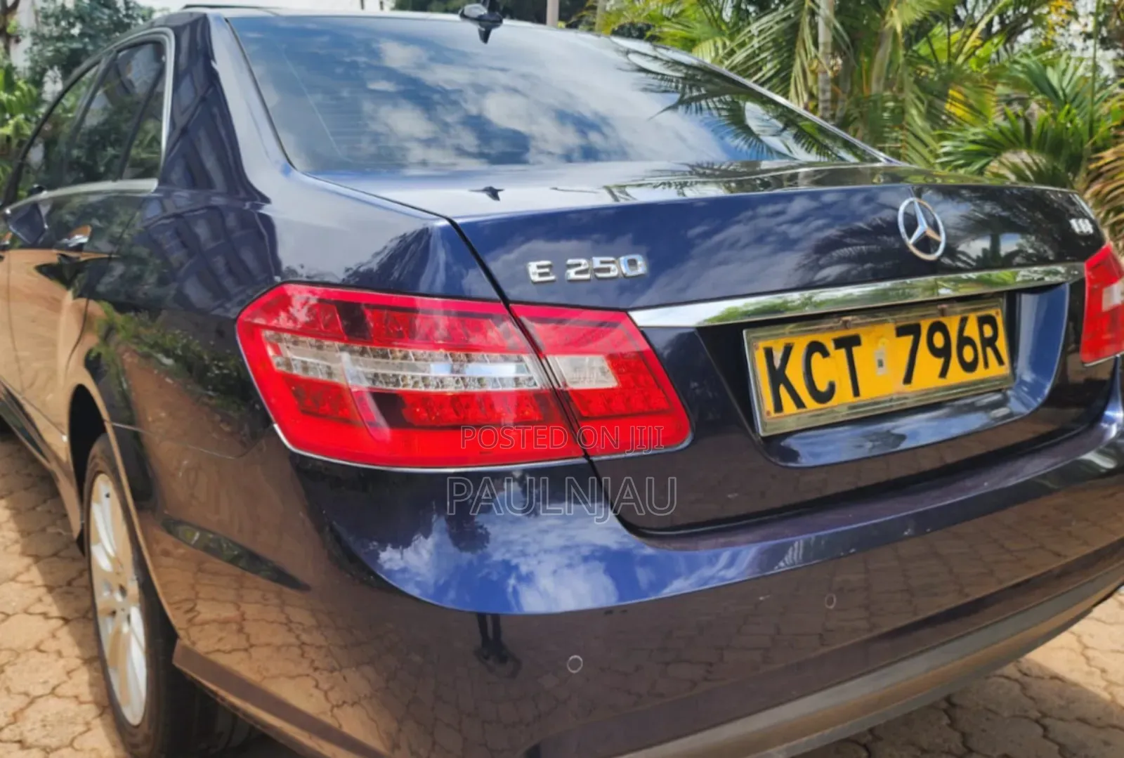 Mercedes-Benz E250 2012 Blue