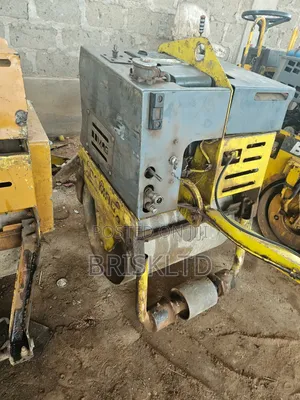 Compactor Single Drum Roller Compactor