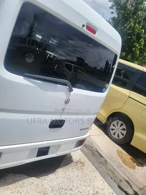 Suzuki Every 2018 White