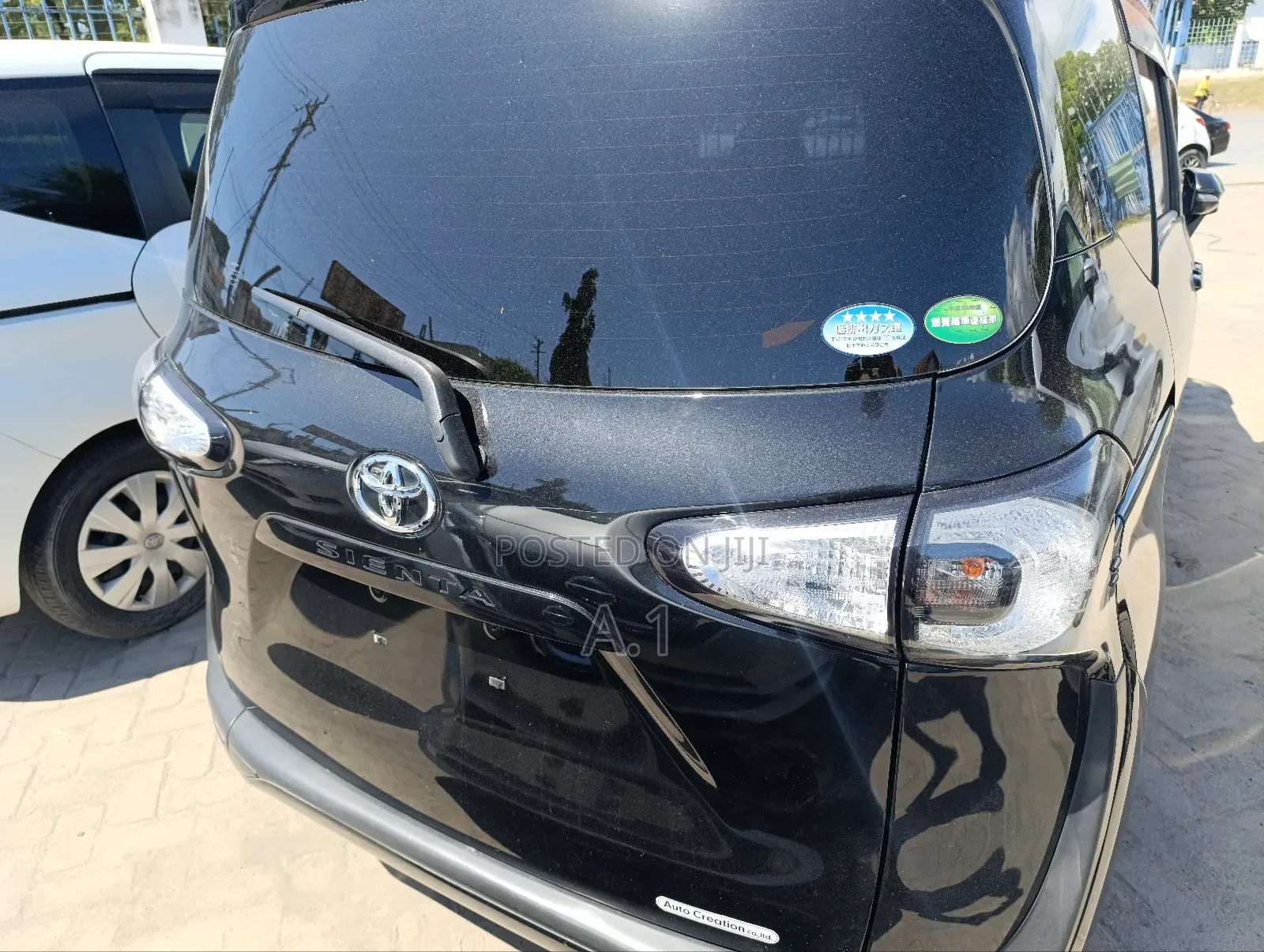 Toyota Sienta 1.5 FWD 2019 Black