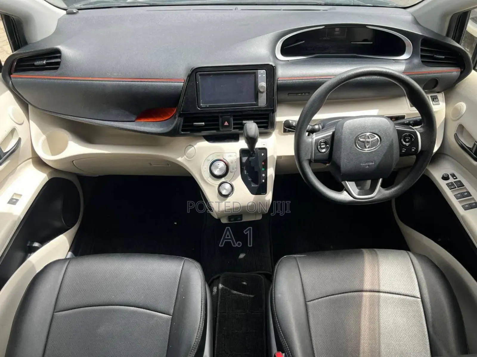 Toyota Sienta 1.5 FWD 2019 Black
