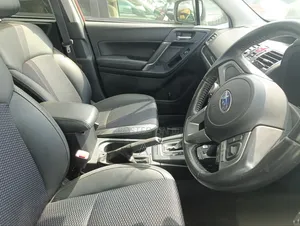 Subaru Forester 2.0XT Premium AWD 2018 Red