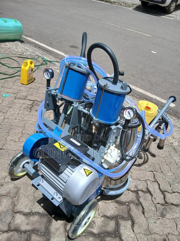 Milking Machine 2 Barrels - thumbnail 3