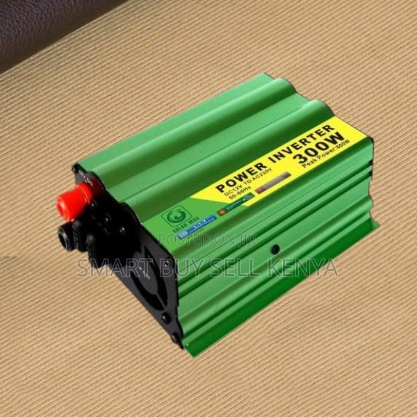 Solar Max 300w Portable Car Dc to Ac Voltage Solar Power Converter