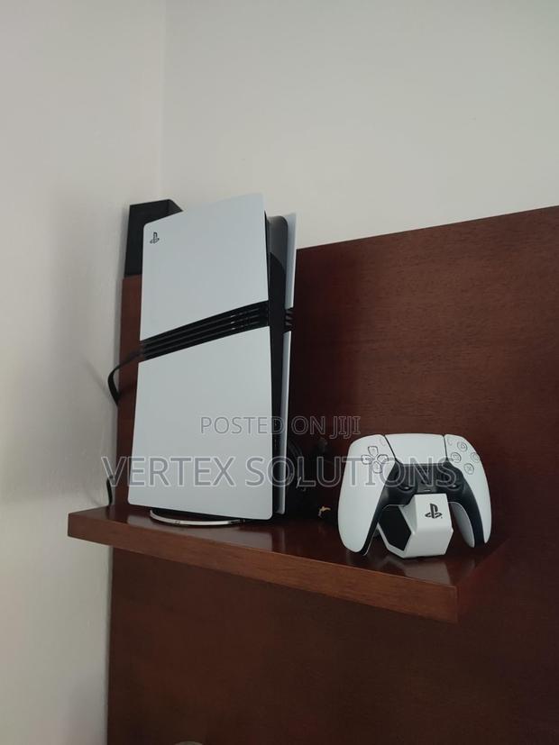 Play Station 5 Pro - main view