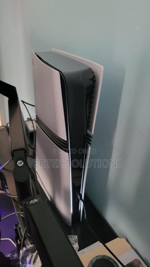 Play Station 5 Pro - main view