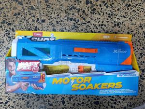 X-shot Water Soaker 48x26 Fully Motorized Blaster Fast Fill - main view