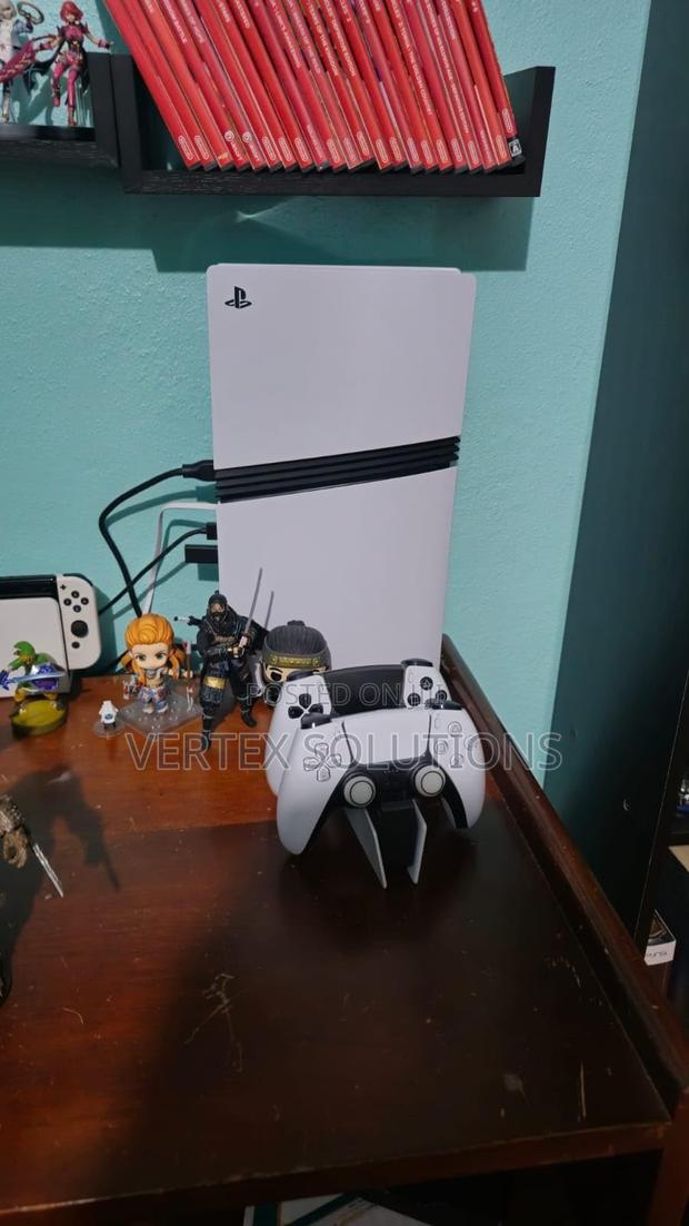 Play Station 5 Pro - main view