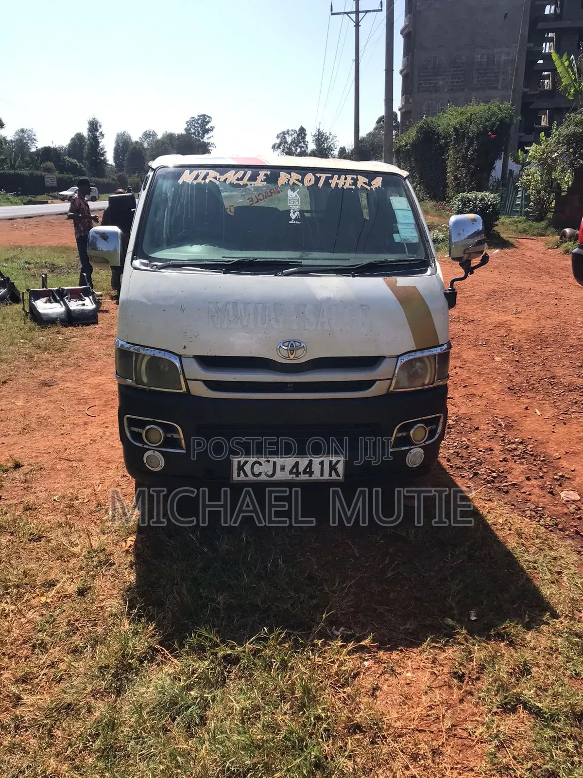 Toyota HiAce 2014 White