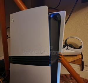 Play Station 5 Pro - thumbnail 2