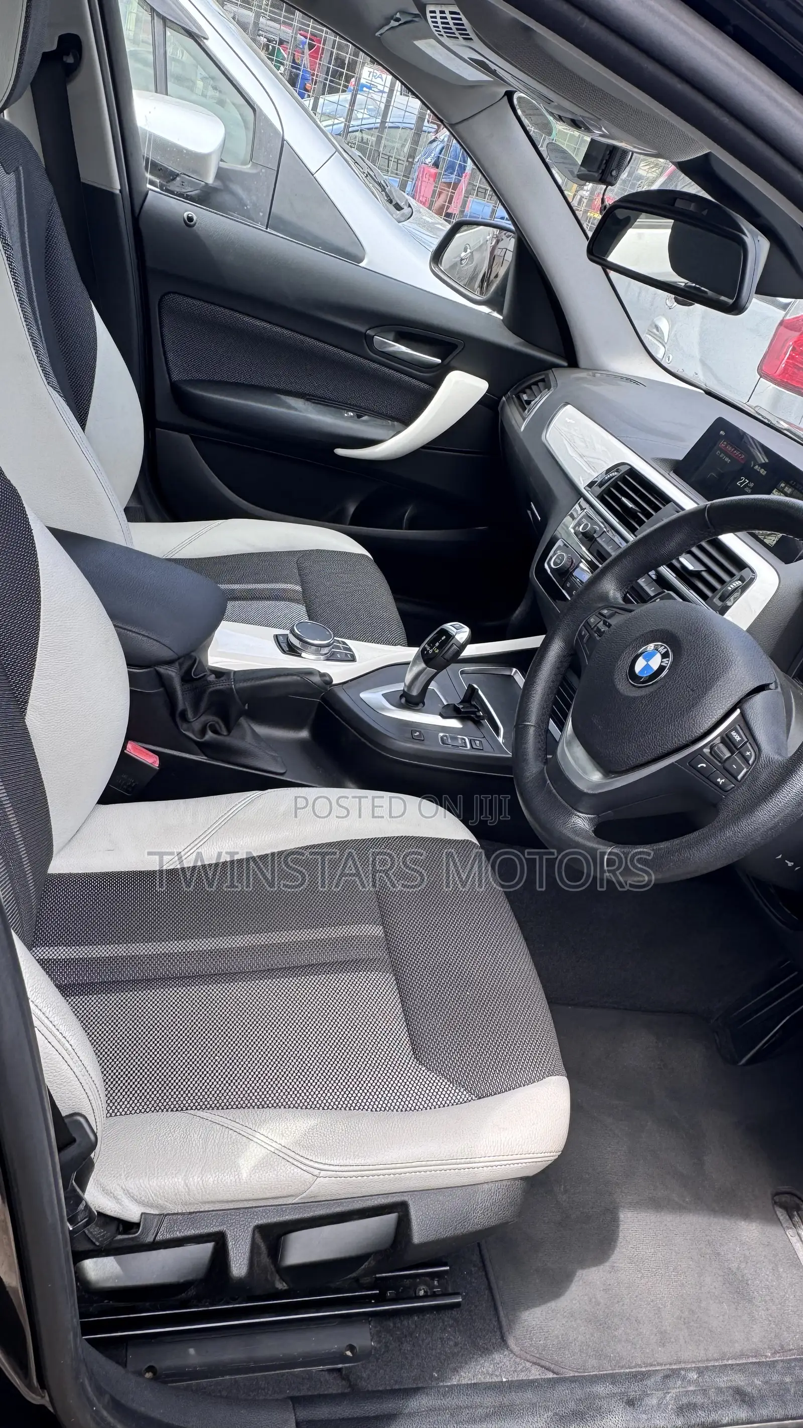 BMW 118i 2019 Black