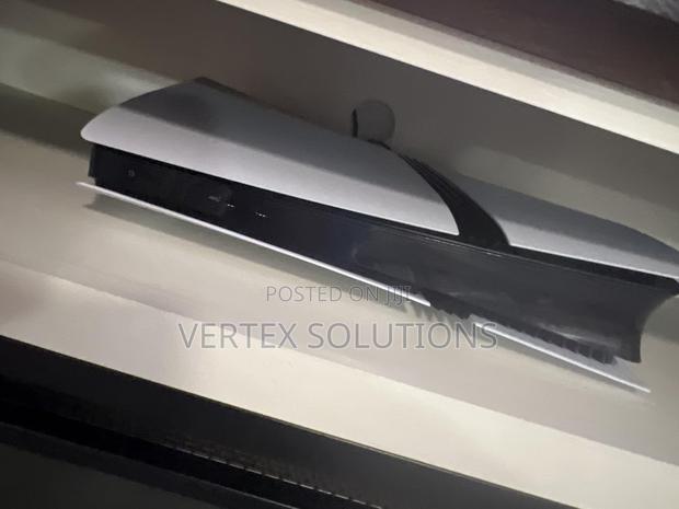 Play Station 5 Pro - main view