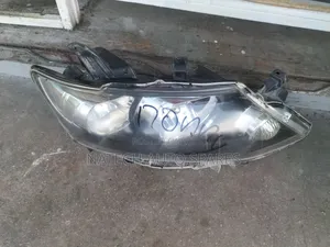 Toyota Allion 2015 ( 265 )Headlight Non Zenon