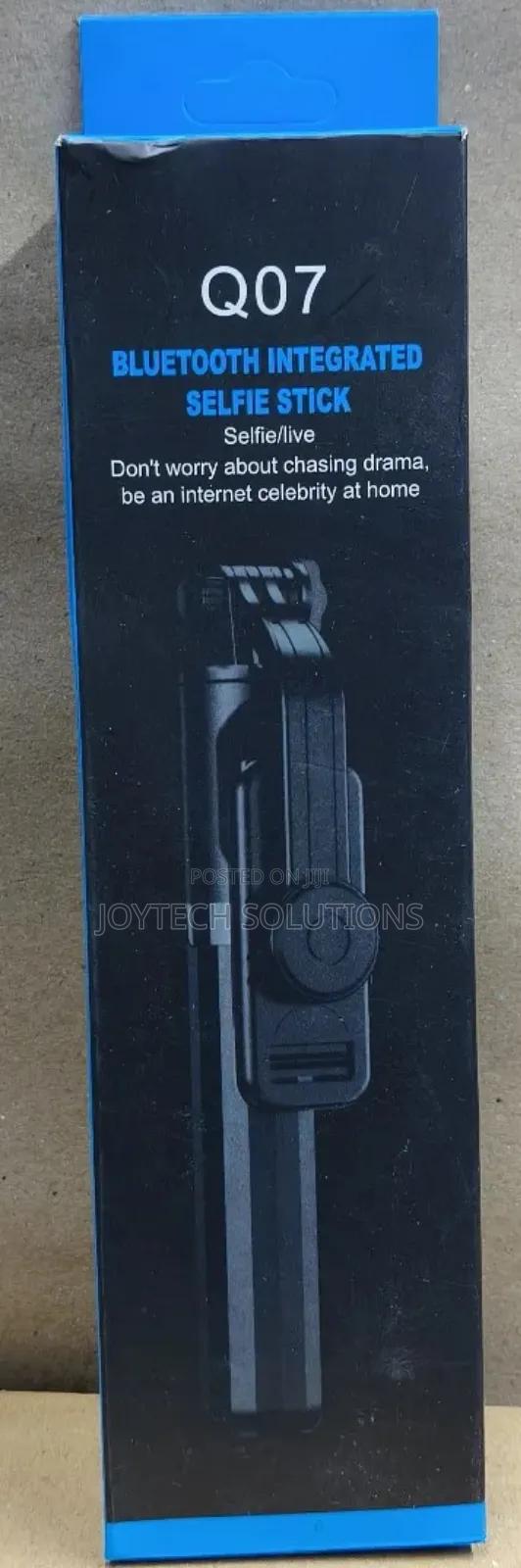 New Selfie Stick - main view