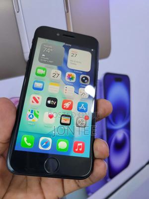 Apple iPhone SE (2022) 64 GB Black - thumbnail 2