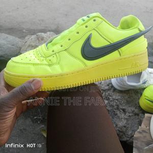 Nike Air Shoes - thumbnail 2