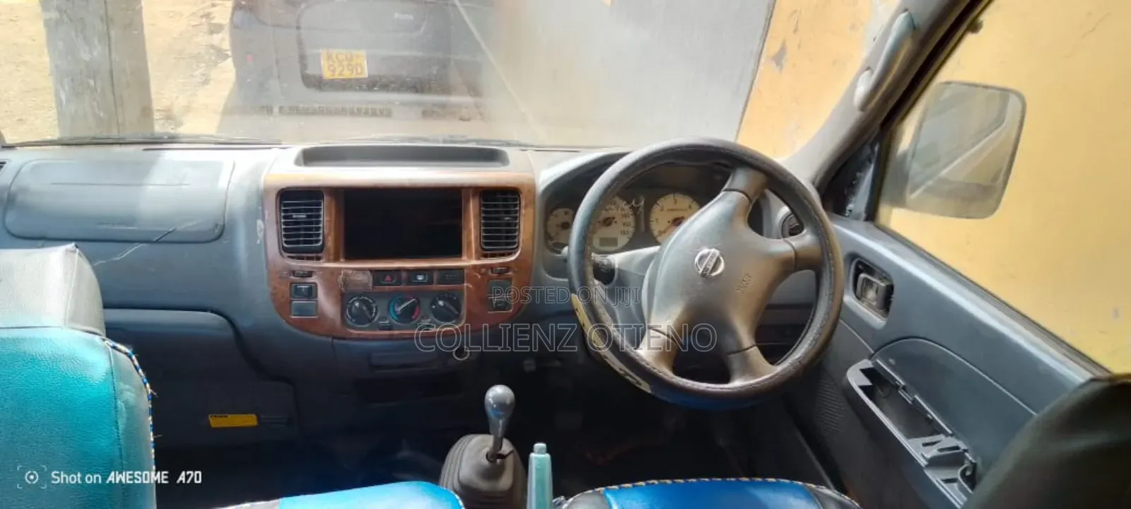 Nissan Caravan (Urvan) 2001 Grey