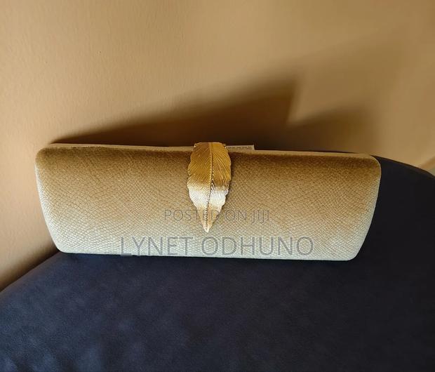 Elegant Clutch Bags - thumbnail 7