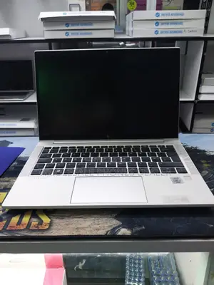 Laptop HP EliteBook 830 G7 16GB Intel Core i7 SSD 256GB