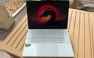 New Laptop Asus ROG Zephyrus G16 32GB Intel Core Ultra 9 SSD 1T