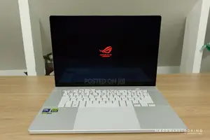New Laptop Asus ROG Zephyrus G16 32GB Intel Core Ultra 9 SSD 1T