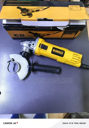 4" Grinder Dewalt 710w