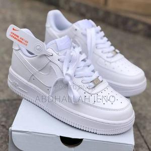 Air Force One Shoe on Offer. White and Black - thumbnail 2