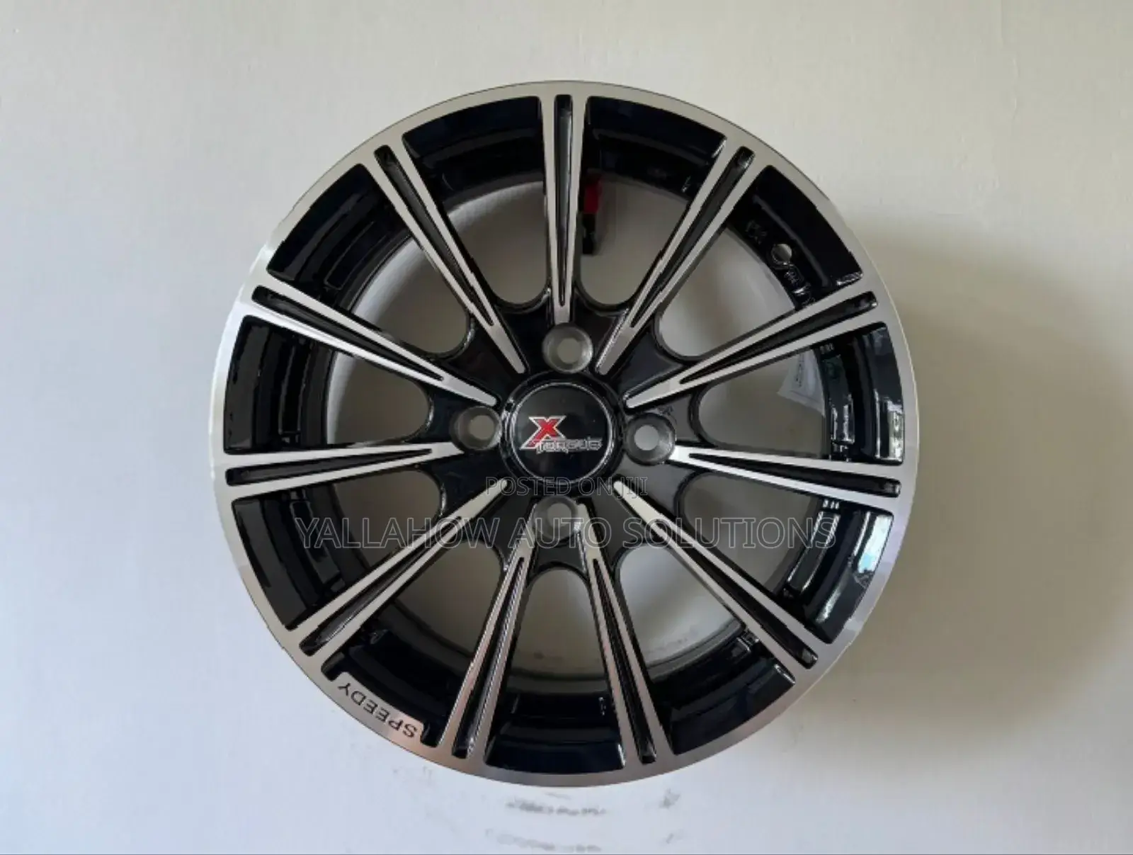 17-Inch Stylish Alloy Rims | Modern Sporty Car Wheels