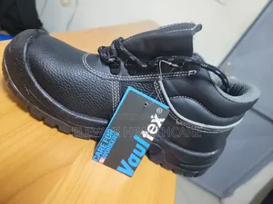 Vaultes Safety Boot S3 Safety Footwear