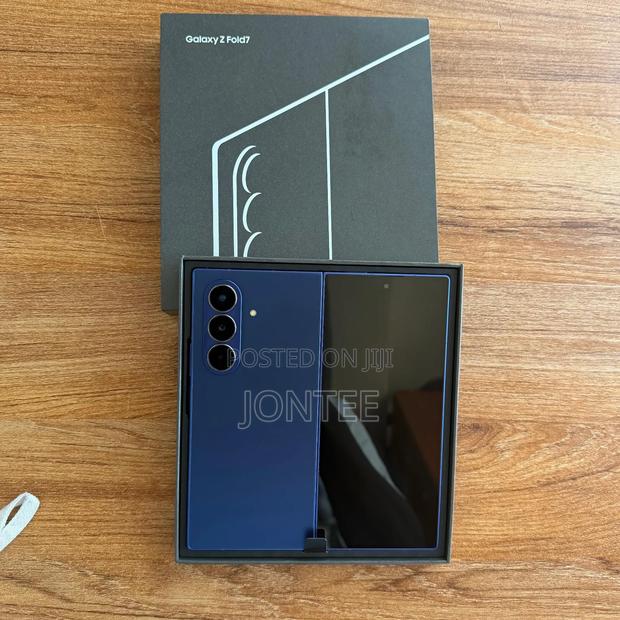 Samsung Galaxy Z Fold7 512 GB Blue - thumbnail 4