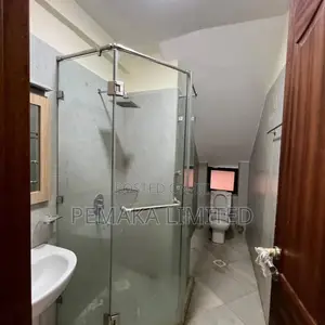 5bdrm Townhouse / Terrace in Lavington for rent