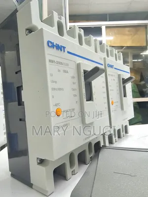 McCb Chint 250a