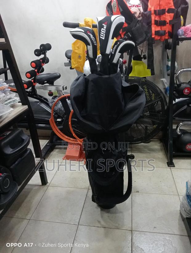 Golf Set Kit Complete With Bag and Clubs
