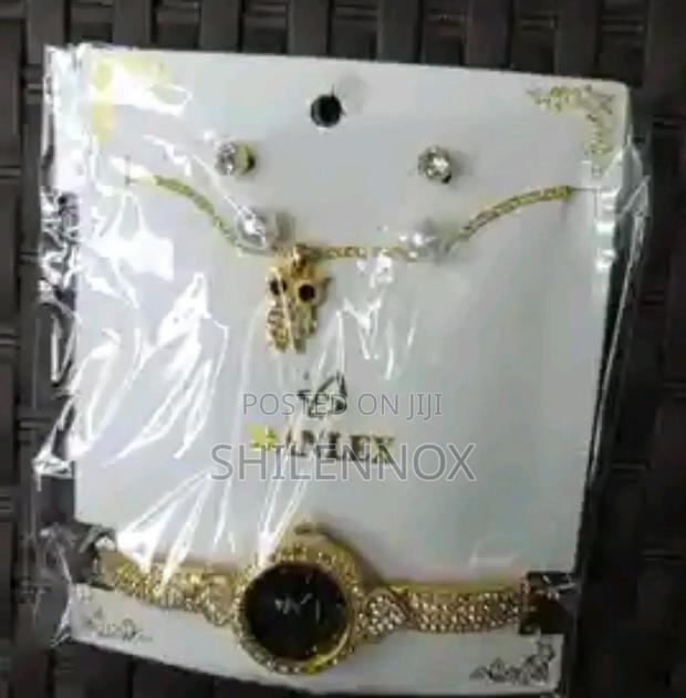 Elegant Classy Ladies Watch - thumbnail 3