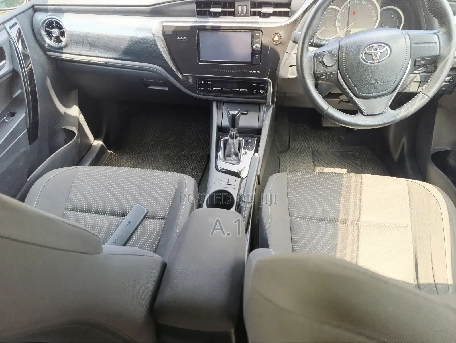Toyota Auris 2018 Black