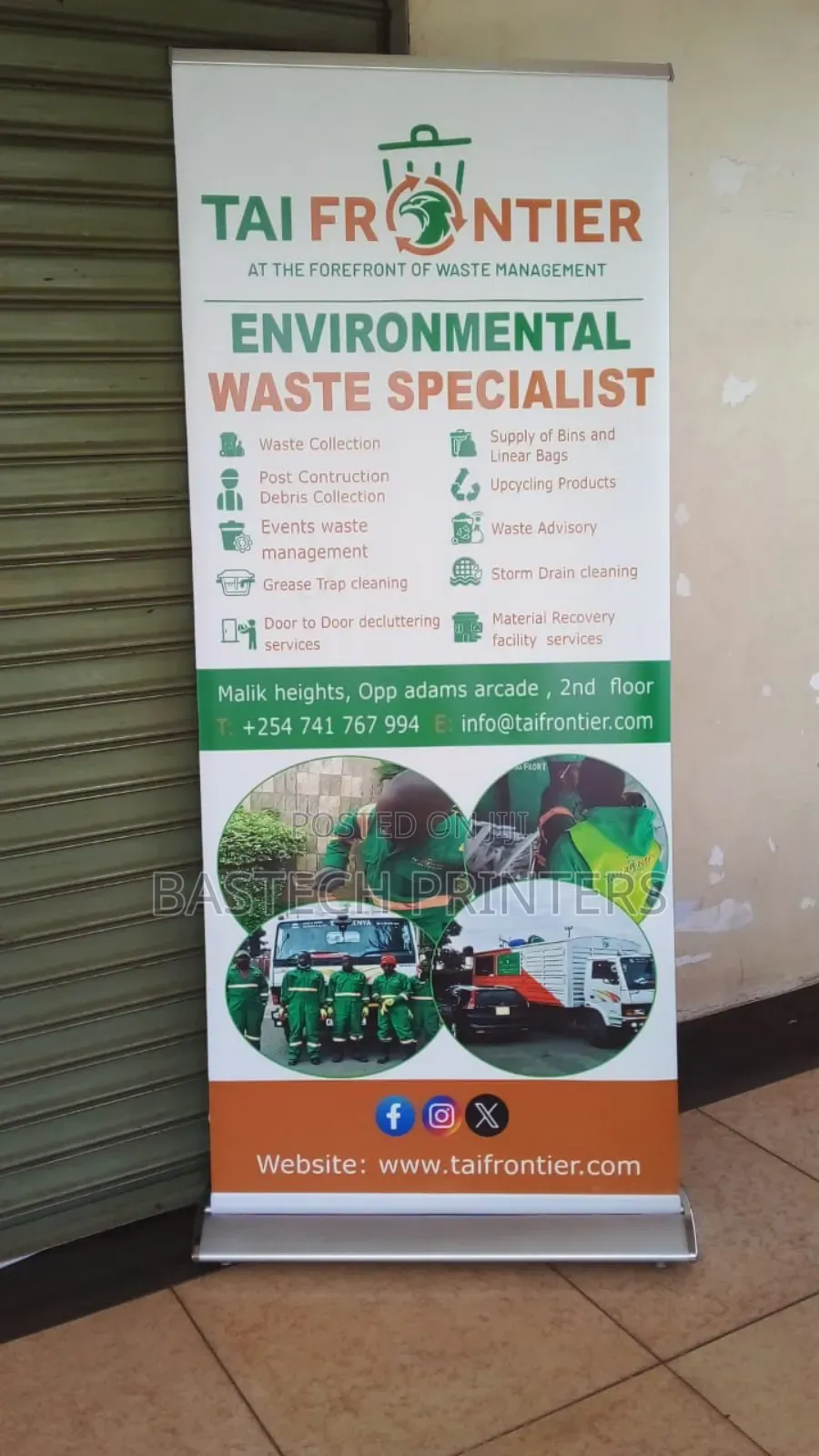 Heavy-Duty Broad Base Roll Up Banner