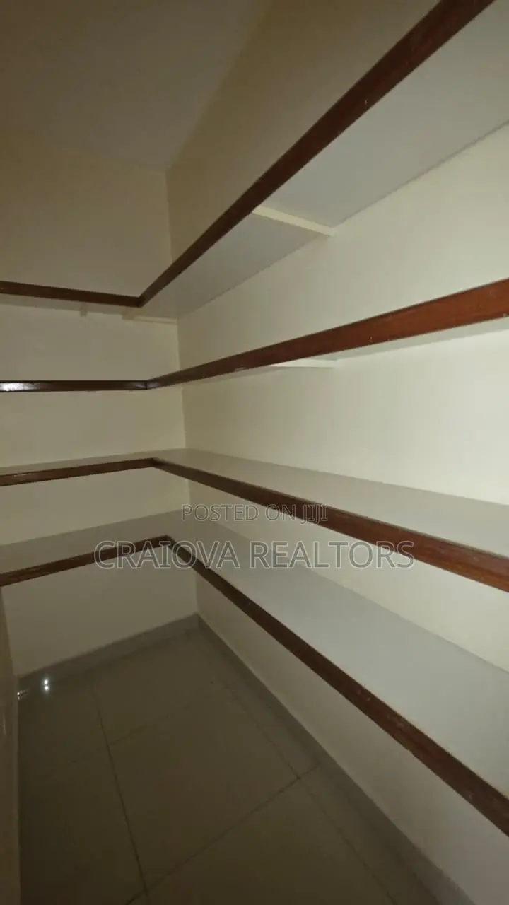 4bdrm Apartment in Parklands/Highridge for rent