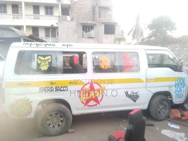 Nissan Caravan (Urvan) 1999 Blue - thumbnail 10