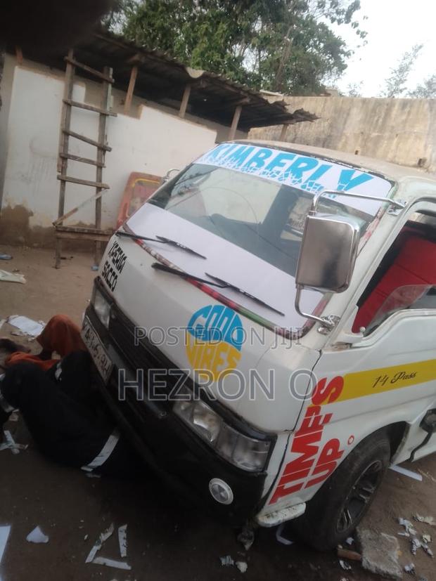 Nissan Caravan (Urvan) 1999 Blue - thumbnail 12