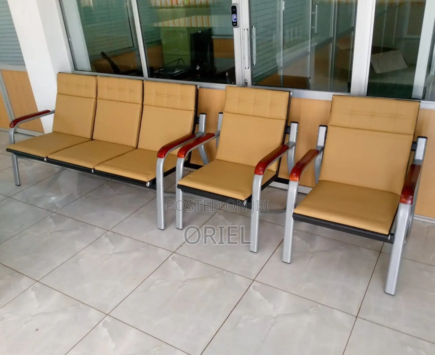 Office Sofa; High-Back 5-Seater Brown Office Lounge Couch